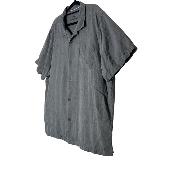 Tommy Bahama Shirt Men's 2X‎ Gray 100% Silk Cocktail Button Front Resort Beach - Picture 8 of 9
